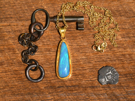 Australian Opal & Gold Pendant