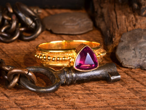 Umbalite Garnet & Gold Ring