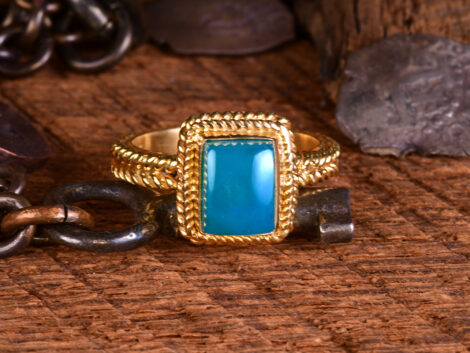 Gem Silica & 18k Gold Ring