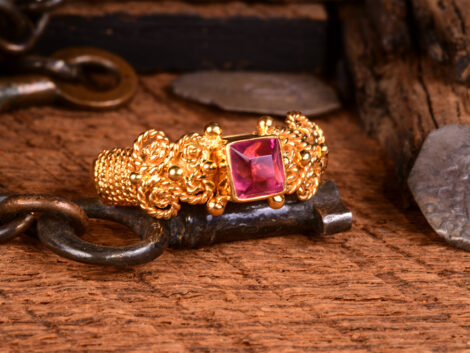Strawberry Garnet & Gold Ring