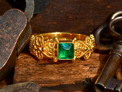 Emerald & Gold Ring