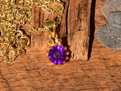 Amethyst - Gold Pendant