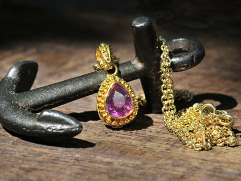 Strawberry Garnet & Gold Pendant