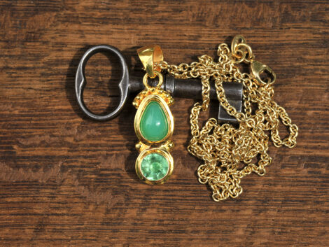 Chrysoprase & Green Tourmaline - Gold Pendant