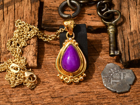 Sugilite & Gold Pendant